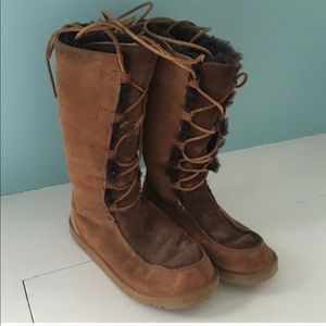 Vintage Lace up Ugg boots